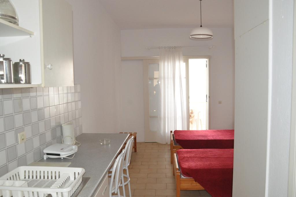 Koskinas Apartments Acharavi  Oda fotoğraf